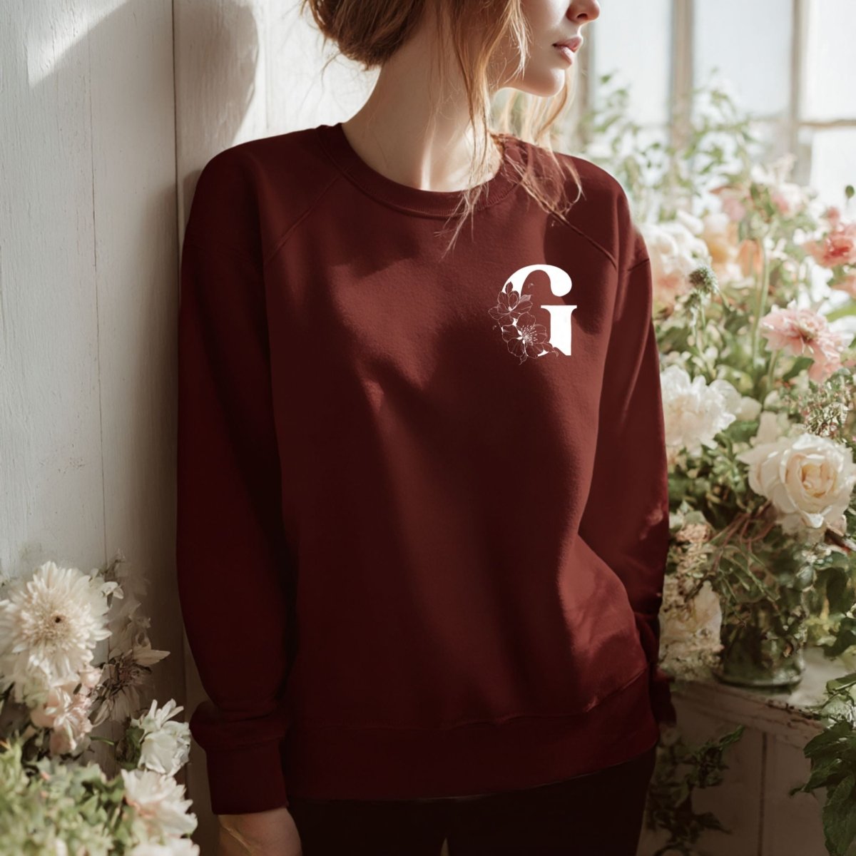 Sweater mit floralem Buchstaben - personalisierbar - Studio Linéa Botanica