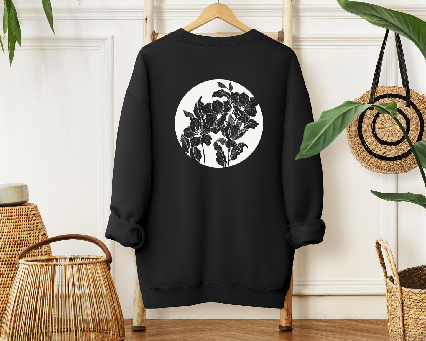 Sweater "Moonlit Florals"