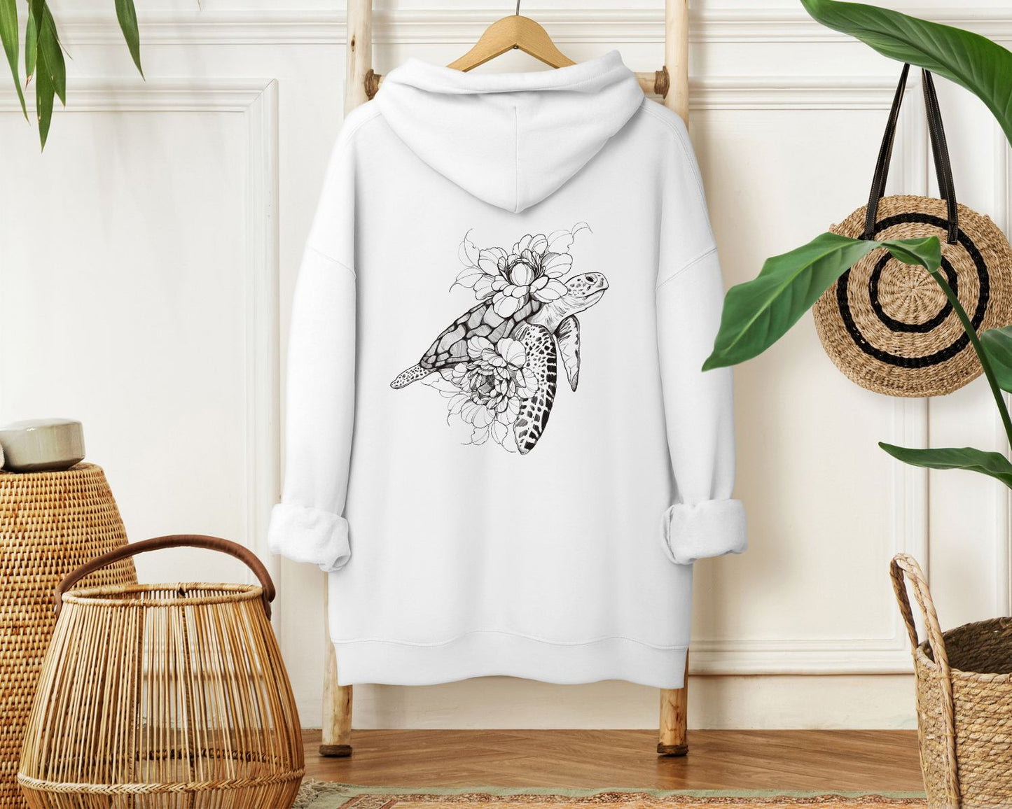 Hoodie „Floral Turtle“